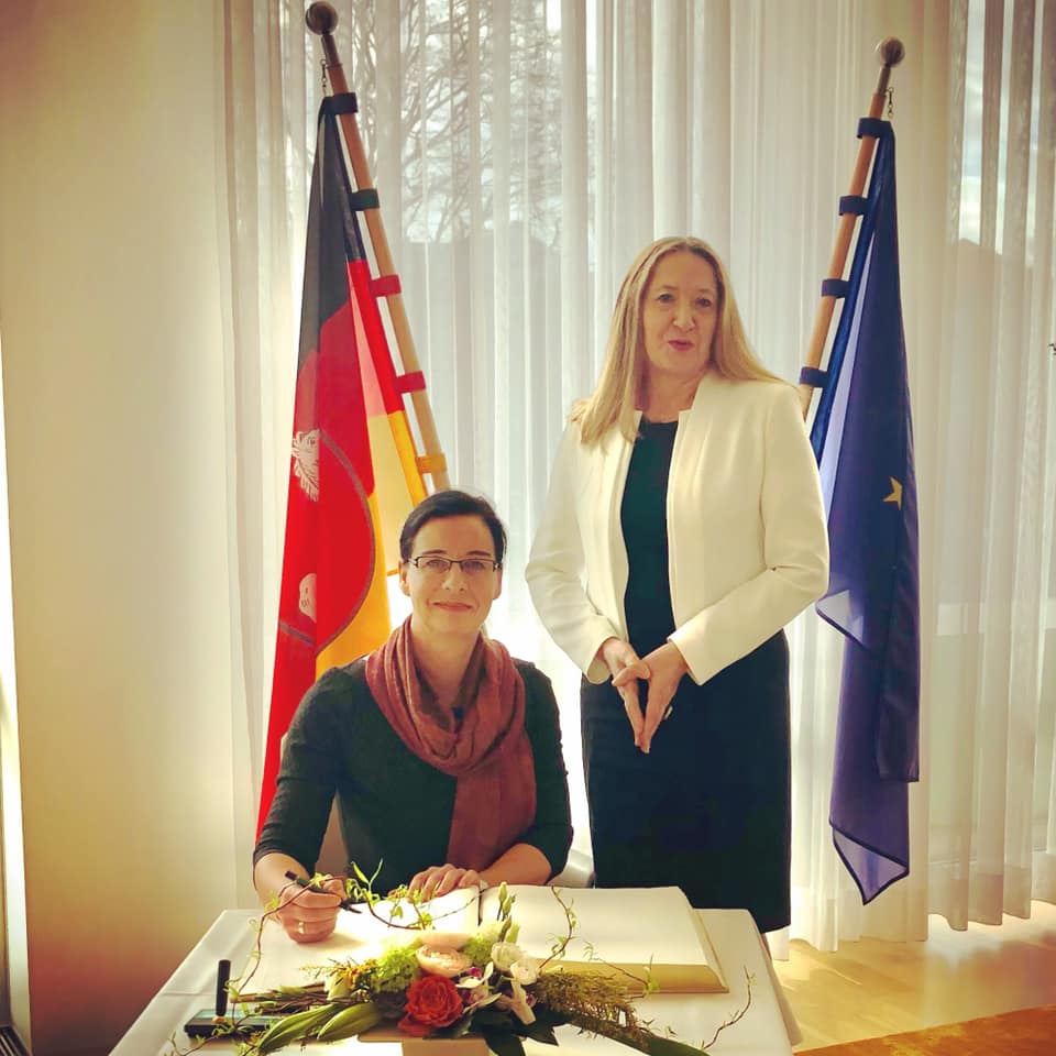 v.l.n.r. Veronika Koch (MdL), Dr. Gabriele Andretta (Landtagsprsidentin)