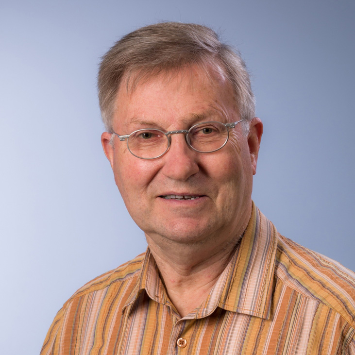  Henning Jacobs