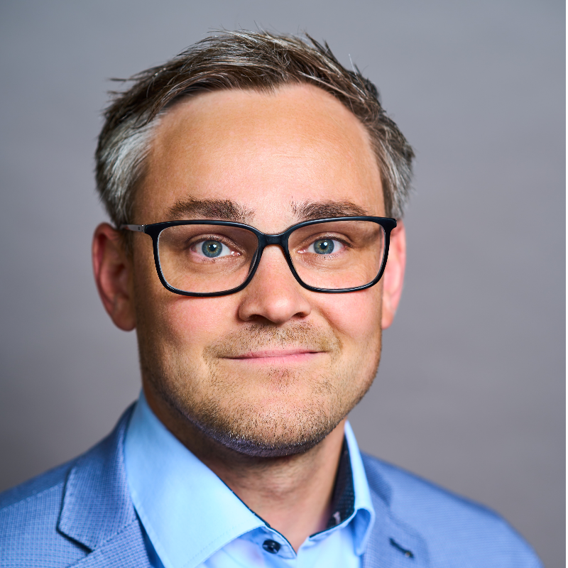  Dennis Leipelt